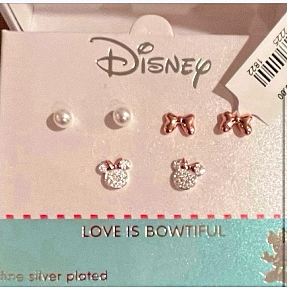 💖HOST PICK💖- NWT- Disney 3-Piece Stud Earring Set in Gift Box